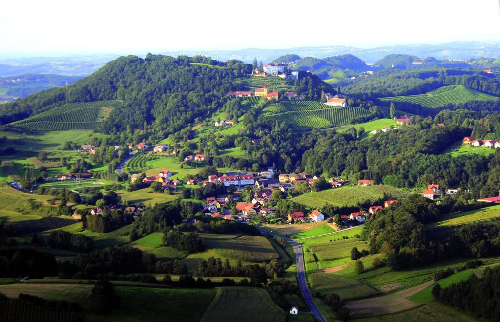 Schloss Kapfenstein Exteriér fotografie